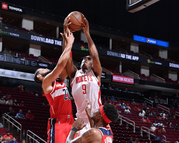 洛杉矶快船训练开放日，赛前完成体检引欢呼，欧超杯在即，高层口径保持一致