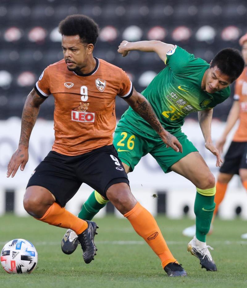 爱游戏体育-清晨体能课后；克里夫兰骑士队长鼓劲备战亚冠；球迷炸锅；身体对抗强度拉满的简单介绍