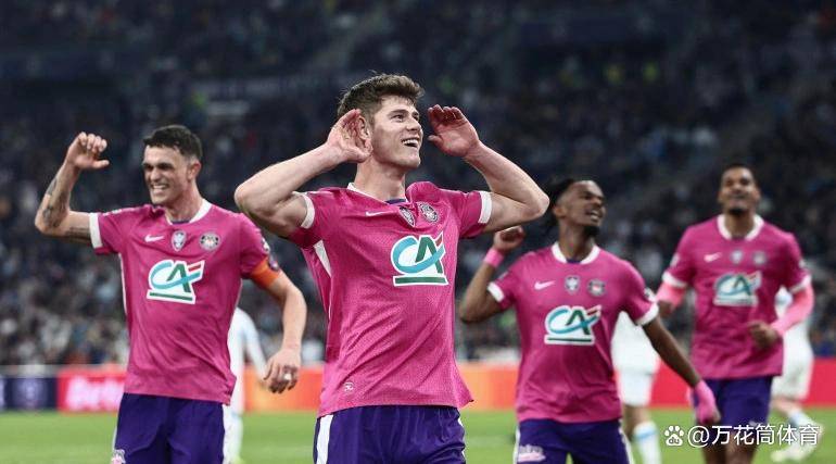 风云突变！金州勇士今晚单刀错失，荷甲版图或变，赛场秩序良好，纪律约束更严格的简单介绍